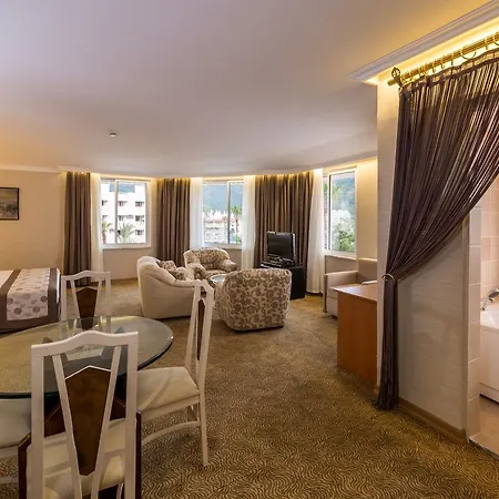 Letoile Hotel